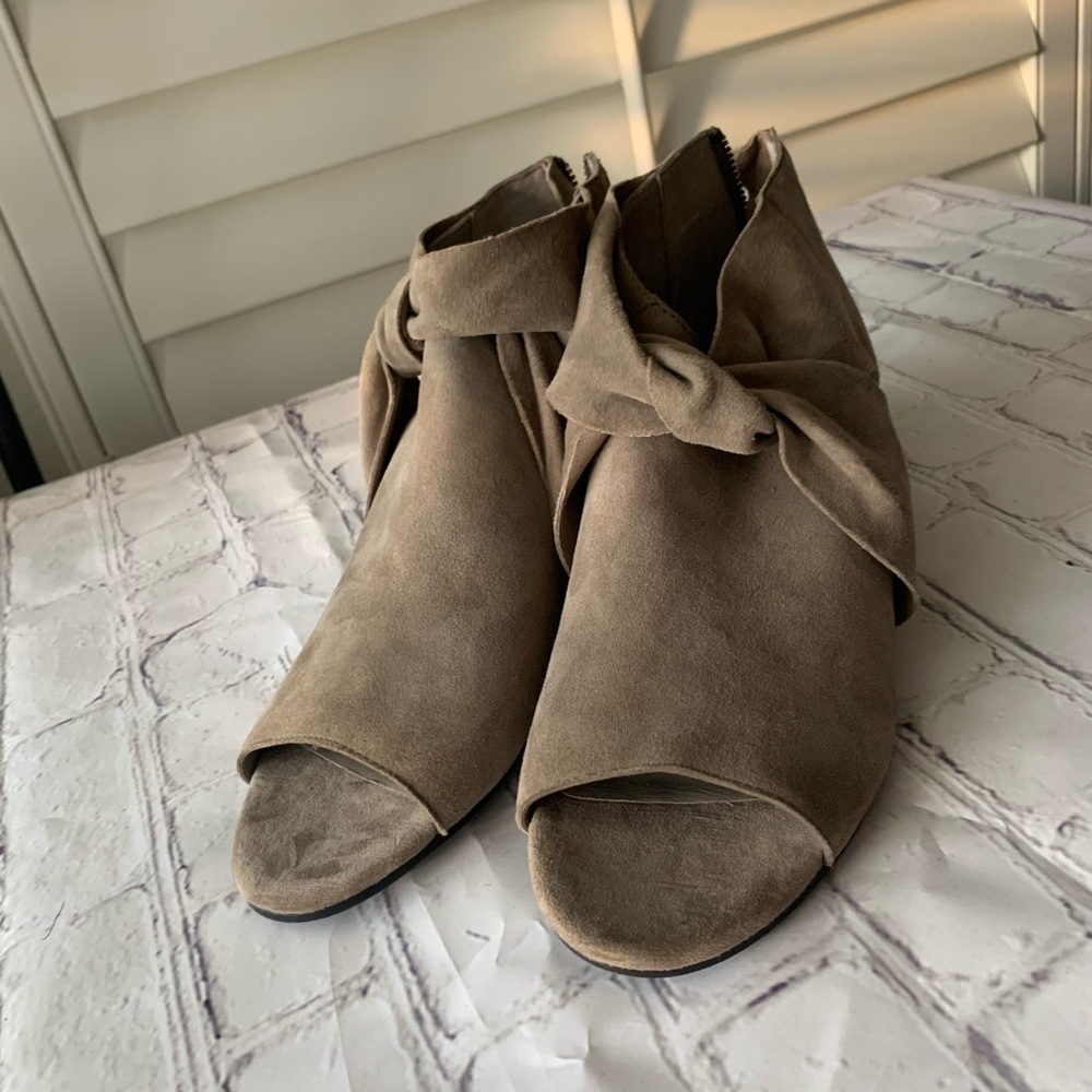 Eileen Fisher Anise suede open toe booties - Picture 3 of 6
